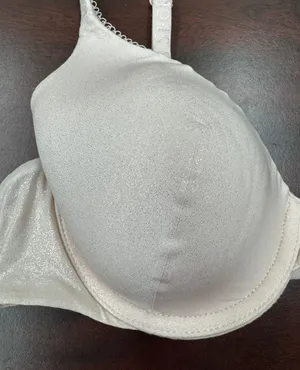 Victoria’s Secret Body By Victoria Lined Perfect Coverage Nude Sparkle Bra 34B thumbnail 2