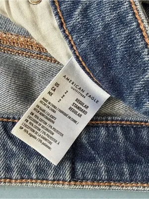 NWT American Eagle Mom Jeans Strigid Comfort Stretch‎ Waistband Ripped Denim thumbnail 5