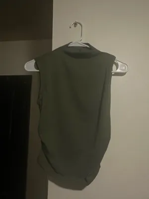 Green Ruched Tank Size XS thumbnail 3
