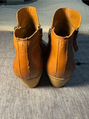 Frye Cognac Leather Ankle Booties with Side Zip Size 8.5 thumbnail 5