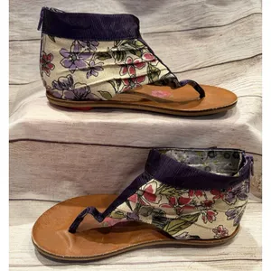 Poetic License Sandals Purple With Bow Floral Print Zip Back Eur 38 Us 7.5 thumbnail 4