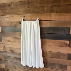 Vintage Vanity Fair White Nylon Half Slip Lace Hem Midi Slip Skirt thumbnail 8