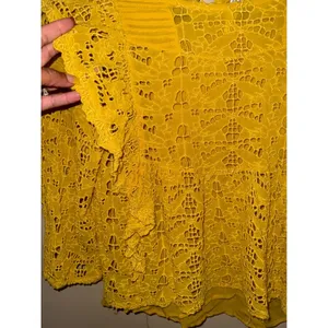 Anthropologie Mustard Yellow Eyelet Lace Ruffle Peplum‎ Blouse Top 6 Whimsical thumbnail 5