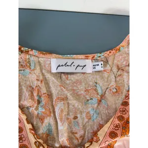 Petal + Pup womens maxi dress size 4 orange print long sleeve v neck tiered thumbnail 7