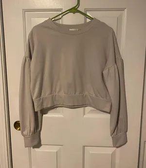 Grey Sweater thumbnail 1