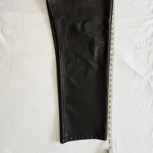 Abercrombie‎ & Fitch Vegan Leather 90s Straight Pant - Size 16. thumbnail 10