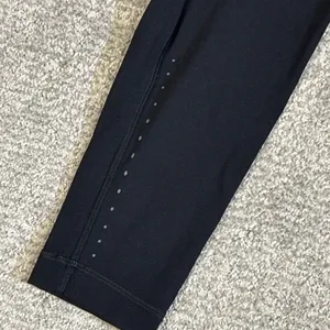 Lululemon Swift Speed Leggings 28 Womens 4 Black Luxstreme Running thumbnail 3
