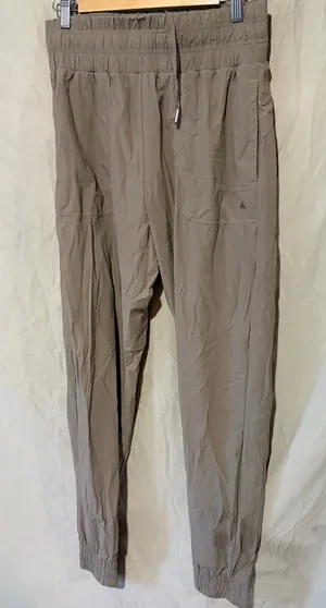 Balance athletica joggers thumbnail 1