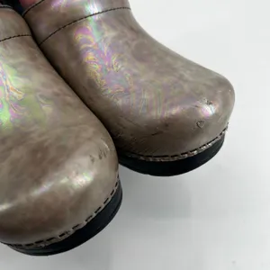 Dansko Tan Iridescent Nursing Clog shoes comfort slip on leather metallic 37/6.5 thumbnail 5