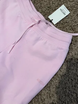 Aritzia sweatpants  thumbnail 2