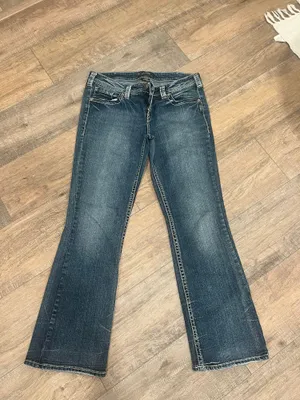 Jeans thumbnail 1