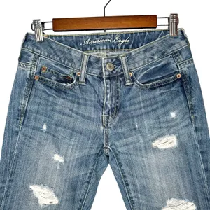 Y2K American Eagle 00 Boy Fit Cropped Low Rise Jeans Blue Distressed Denim Capri thumbnail 2
