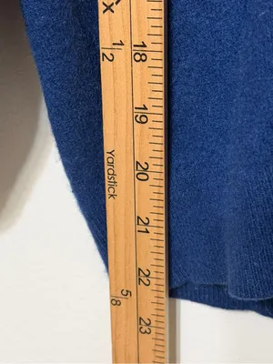 J CREW Cashmere relaxed V-neck Sweater Size Large Blue BA394 thumbnail 8