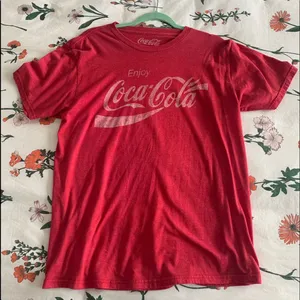 Coca Cola T-shirt thumbnail 1