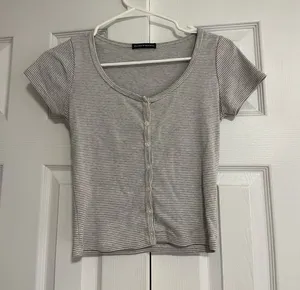 Brandy Melville Scoop Neck T-shirt thumbnail 1