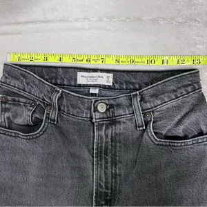 Abercrombie & Fitch The 90’s straight Ultra High Rise Jeans 26/2s curve love thumbnail 4