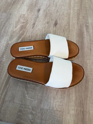 Steve Madden Sandals thumbnail 2