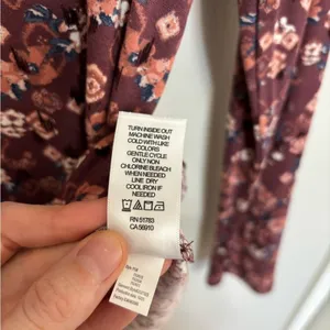 NWT Maurice’s Soft Jersey Long Sleeve Floral Scoop Neck Tee - Size L thumbnail 5
