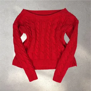 Abercrombie & Fitch Crop Cable Knit Sweater Women’s XS Red Cozy Cabincore Preppy thumbnail 2
