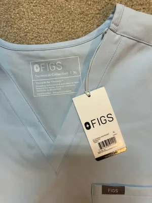 FIGS Scrub Top NWT thumbnail 2