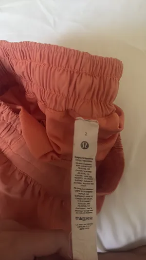 Lululemon 2.5" coral Hotty Hot Shorts thumbnail 3