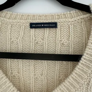 Chunky Wool Cable Knit Sweater thumbnail 3