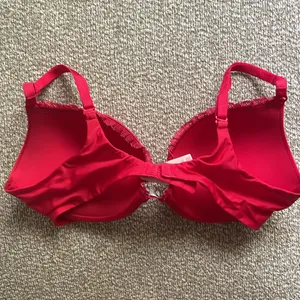 Victoria's Secret Red Lace Push Up Bra 34C thumbnail 3