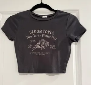 Garage Charcoal Gray Bloomtopia Graphic Crop Top thumbnail 1