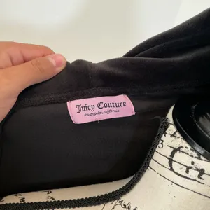 Juicy Couture Y2K Velour Rhinestone Zip Up Hoodie Black J-Pull Small thumbnail 4