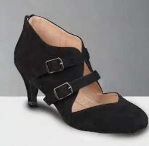 Journee Collection Ohara sweetheart pumps thumbnail 1