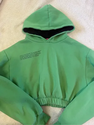 Edikted cropped hoodie size large thumbnail 1