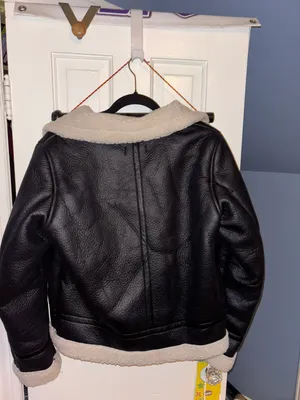 Winter Jacket Size L thumbnail 2