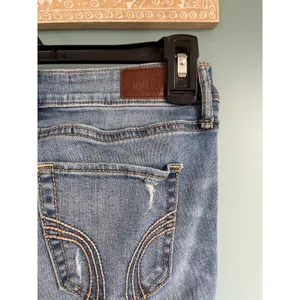 Hollister Light Blue Denim Ripped Skinny Jeans 0s thumbnail 5
