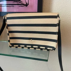 Kate Spade Purse 👜 - Beige and Black Stripe thumbnail 1