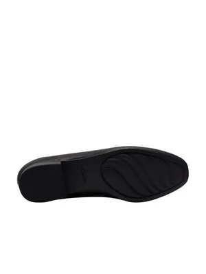 NWT Clarks Juliet Mia Leather Loafer Flat 26186950 Black 5.5M thumbnail 4