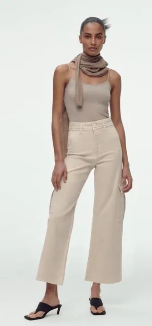 ZARA High Waisted Marine Cargo Jeans Raw Hem Khaki Beige Wide Leg Retro‎ Size 14 thumbnail 1