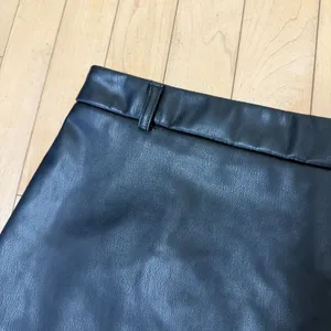 ZARA Faux Leather Lined Mini Skirt w Belt Loops Size Small Black thumbnail 3