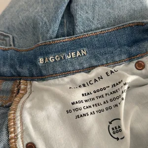 American Eagle Baggy Jean EUC thumbnail 6