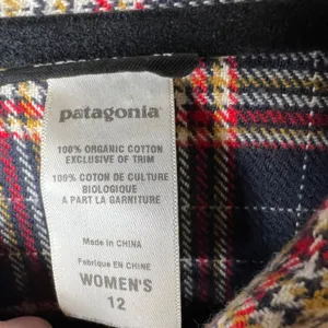Patagonia Womens Organic Cotton Plaid‎ Flannel Popover Shirt Navy Red Yellow 12 thumbnail 6