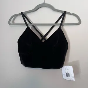 Beyond Yoga NEW Velvet VIP Long Line Adjustable Strap Sports Bra Black XS thumbnail 2