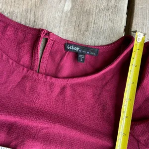 BeBop Womens Romper Size Small Burgundy‎ Wine Shorts Ruffle Keyhole NEW thumbnail 6