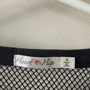Women’s Heart & Hips black netted net shirt S thumbnail 2