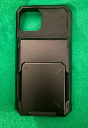 iPhone 13 Case Black thumbnail 1