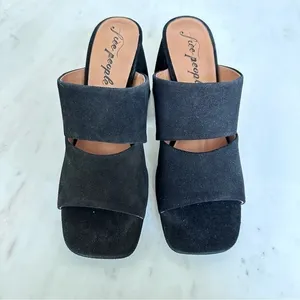 Free People Love is Everywhere Black Velvet Platform Sandals Women's Size 11‎ thumbnail 3