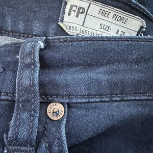 Free People Dallas Flare Jeans Women's 26 Dark Wash Frayed‎ Hem Cowgirl Rodeo thumbnail 6