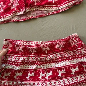 Old Navy Flannel Fair Isle Christmas Pajama Shorts Set thumbnail 6