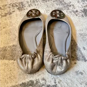 Tory Burch Cream Quilted Ballet Flats thumbnail 3