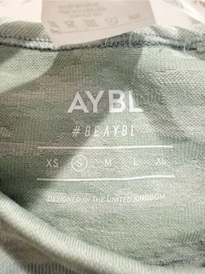 AYBL Evolve‎ Camo Sleeveless Crop Top Long Sleeves Green thumbnail 5