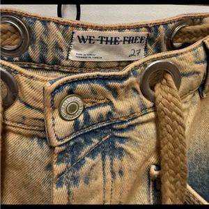 We The Free Moxie Pull On Barrel Jeans. Size 27” thumbnail 6