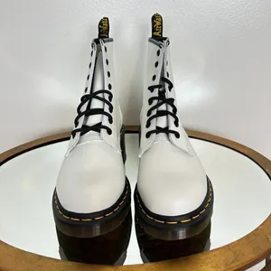 DR.Martens 1460 Lace Up Boots in White Smooth Leather US 8 thumbnail 6